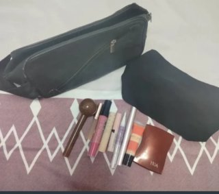 Neceser y maquillaje