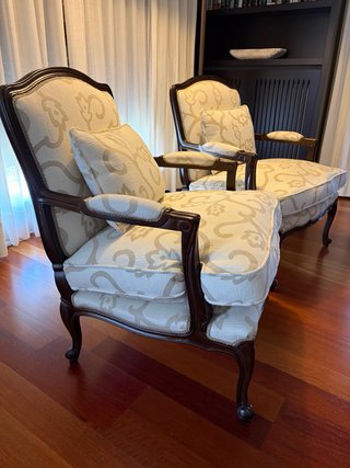 Pareja de Butacas / Sillones Estilo Luis XV Beige