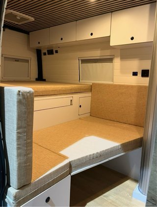 Nissan camper Interestar 2001