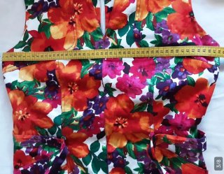 Vestido Cloche XL sin mangas blanco y flores nuevo