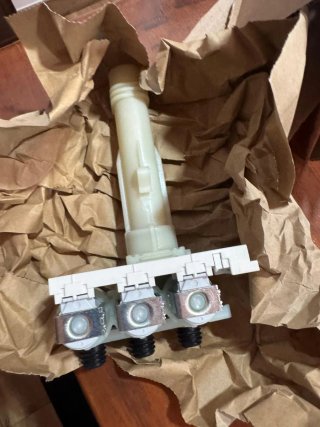 Electrovalvula Lavadora AEG 7000
