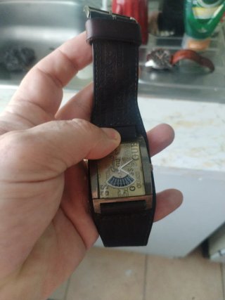 Reloj Guess Marrón y Dorado