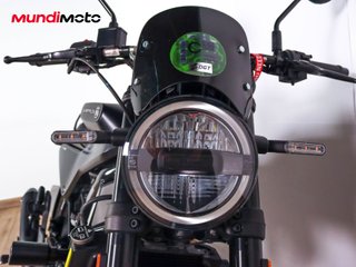 HUSQVARNA SVARTPILEN 125 ABS