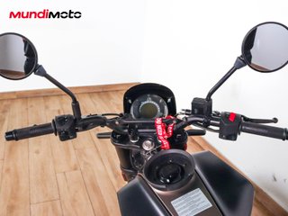 HUSQVARNA SVARTPILEN 125 ABS