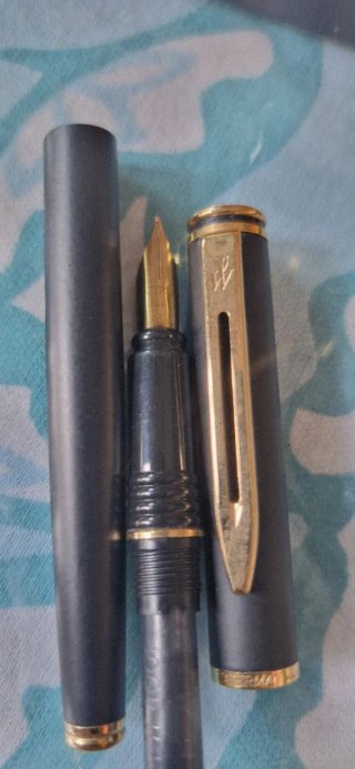 Pluma Estilográfica Waterman Hémisphère Negro Mate