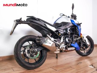 BMW F 900 R