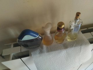 Botella de cristal decorativa
