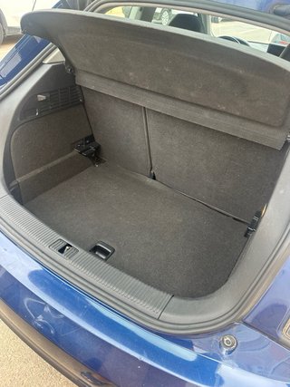 Audi A1 1.6 TDI 105CV | Techo Solar | Cuero | LED