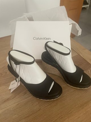Sandalias Calvin Klein Negras Nuevas