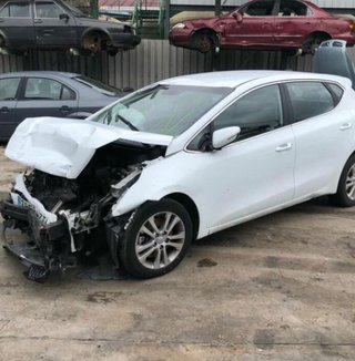 Kia 382267 0281031493 centralita ceed 1.6 crdi cat