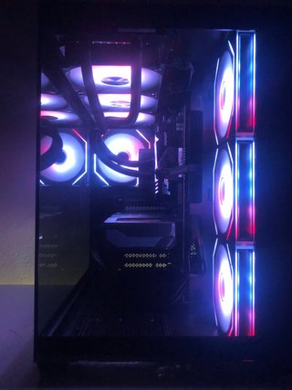 RX 9060 XT + R7 + 16 GB | PC Gaming Gigabyte