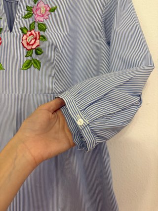 LUISA SPAGNOLI Blusa righe blu e fiori rosa