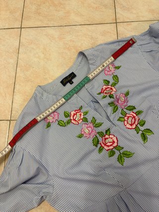 LUISA SPAGNOLI Blusa righe blu e fiori rosa