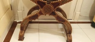 Jamuga de madera y cuero