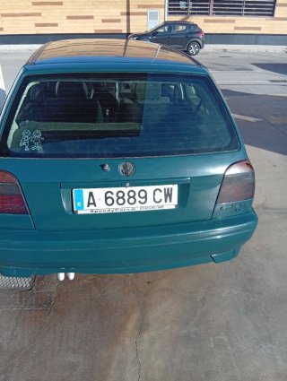 Volkswagen Golf 2004