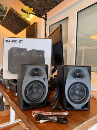 Pioneer DJ DM-40D-BT Altavoces Activos