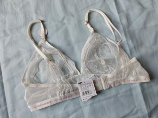 Conjunto lencería bralette y tanga Women'secret