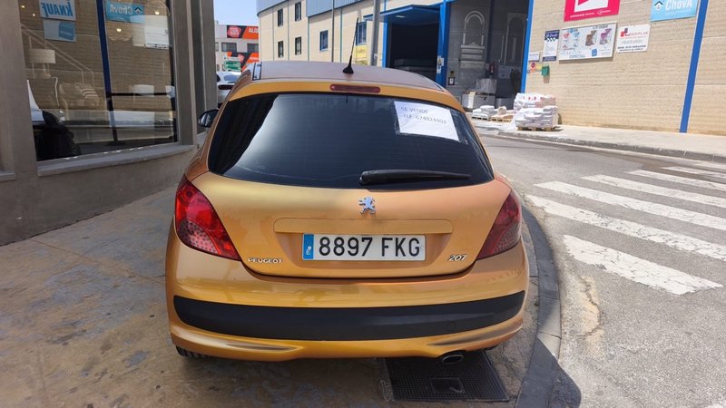 Peugeot 207 2007 - foto 1