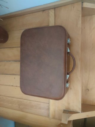 Maleta piel sintética marrón vintage retro