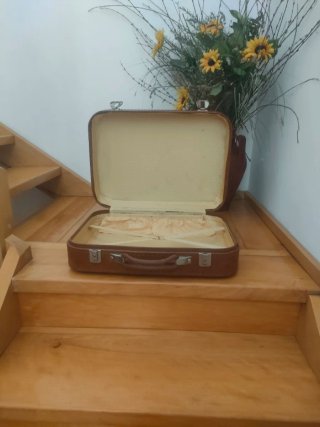 Maleta piel sintética marrón vintage retro