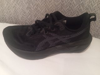 Zapatillas ASICS Negras