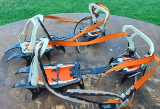 Crampones Petzl Vasak (4 pares, precio unidad)