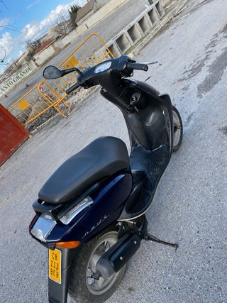 Yamaha Neos Azul/Morado Scooter