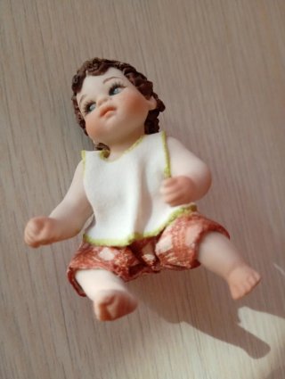 Statuetta  porcellana Sibania Capodimonte H 6 cm