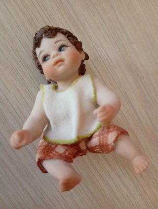 Statuetta  porcellana Sibania Capodimonte H 6 cm