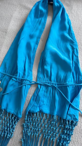 Top Zara con flecos azul