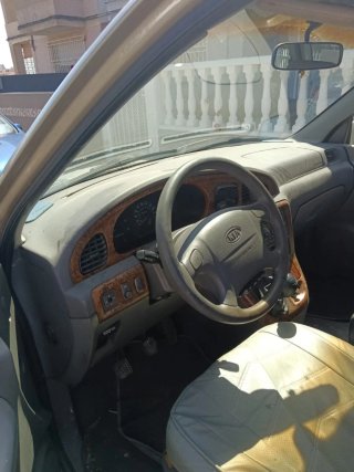 KIA Carnival 2001