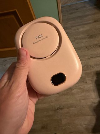 Ventilatore portatile ricaricabile beige