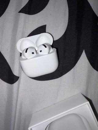 Airpods 4ª Gen. Apple Blancos