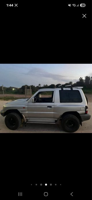 Mitsubishi Montero 2000