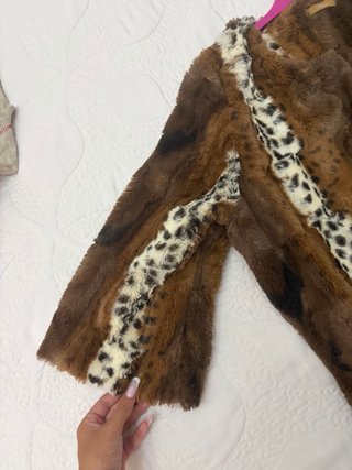 Chaqueta de pelo con estampado animal