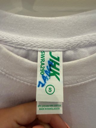 Sudadera blanca JHK con estampado de camaleón Tall