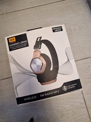 Auriculares Everest JB900 Inalámbricos FM MP3