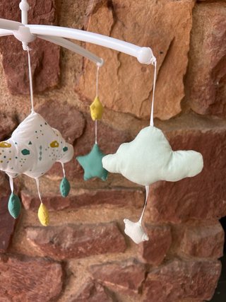 Móvil Cuna Estrellas y Nubes