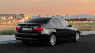 BMW E90 325i 2006