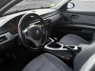 BMW E90 325i 2006