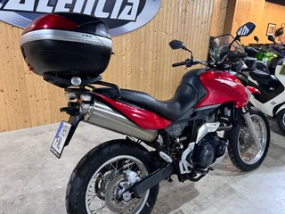 Aprilia Pegaso 650 IE