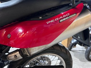 Aprilia Pegaso 650 IE