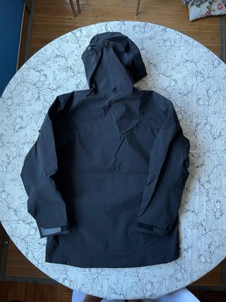 Chaqueta Arc'teryx Alpha SV Gore-Tex Negra