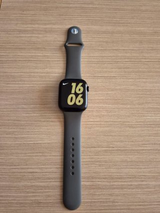 Apple Watch Series 7 45mm gps+cellular 32 gb