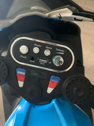 Moto Eléctrica Infantil BMW HP4