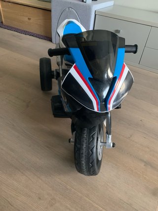 Moto Eléctrica Infantil BMW HP4