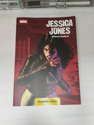 Marvel dark 01 y 06. Viuda negra/Jessica Jones