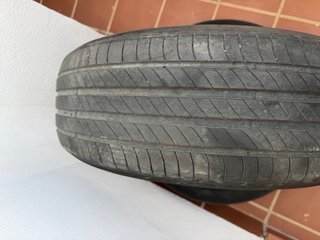 Neumático Michelin Primacy 4 215/65 R17