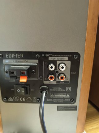 Colunas Edifier R1280T (avariada)
