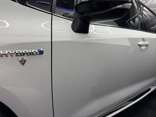Toyota Corolla 2.0 180H GR-SPORT E-CVT
